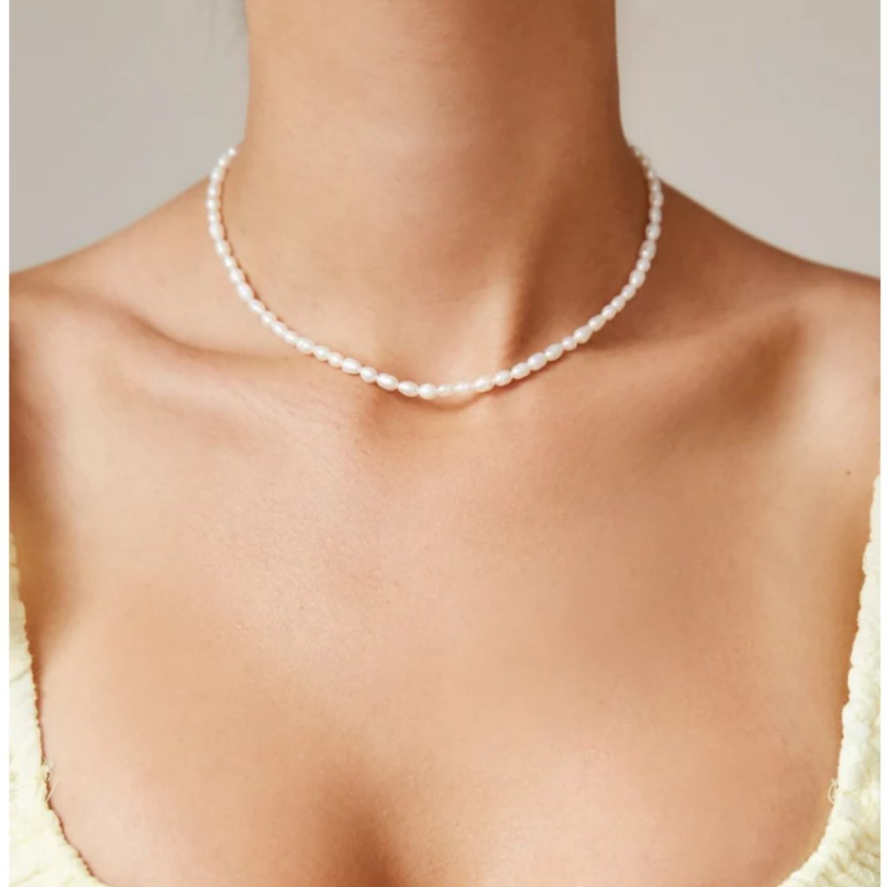 Freshwater pearl necklace